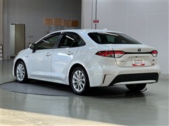 カローラ ハイブリッド S