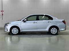 カローラアクシオ G