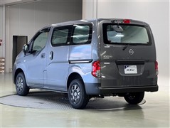 NV200バネットバン DX