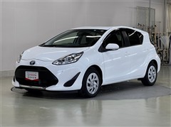 トヨタ アクア G