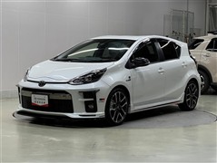 アクア G GRスポーツ 17インチ