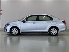 カローラアクシオ ハイブリッド