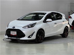 アクア S スタイルブラック