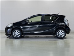 アクア G ブラックソフトレザー