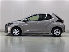 ヤリス ハイブリッド G