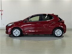 ヤリス ハイブリッド Z