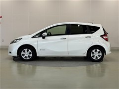 ノート E-パワー X