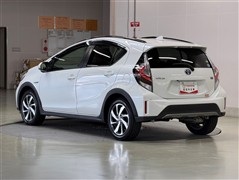 アクア クロスオーバー