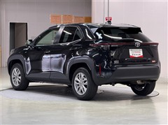 ヤリスクロス X