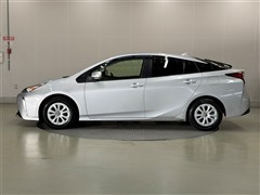 プリウス S セーフティプラス2