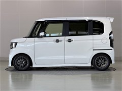 N-BOX カスタムL ターボ