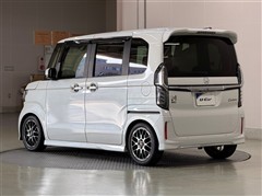 N-BOX カスタムL ターボ