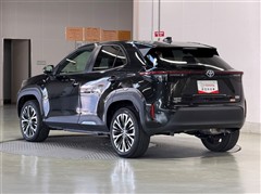 ヤリスクロスHV Z