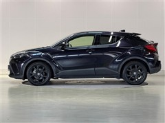 C-HR G モードネロセーフティ+2