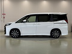 ノア ハイブリッド S-Z