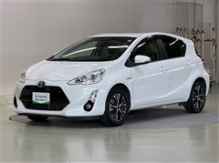 トヨタ アクア S