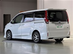 ノア ハイブリッド X