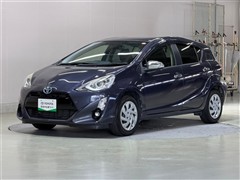 トヨタ アクア G ブラックソフトレザーセレ