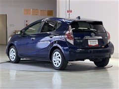 アクア S スタイルブラック