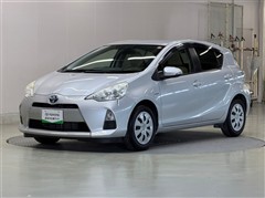 トヨタ アクア S