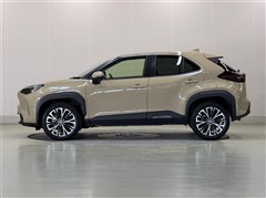 ヤリスクロス Z