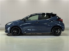 ヤリス Z URBANO