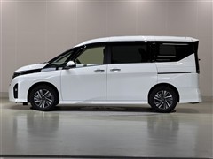 セレナ ハイウェイスター V
