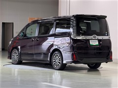 ヴォクシー ZS