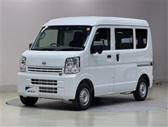 日産　NV100クリッパーV DX 4WD
