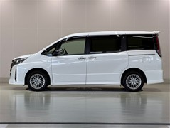 ノア ハイブリッド SI WXB3