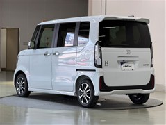 N-BOXカスタム ベースグレード