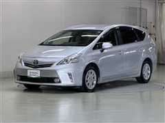 トヨタ プリウスアルファ S