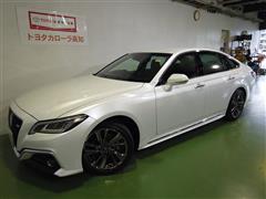 トヨタ　クラウン RS