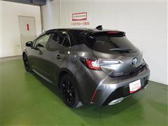 カローラスポ HV G スタイル