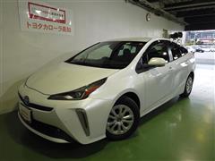 トヨタ プリウス S