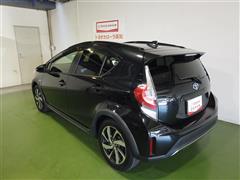 アクア クロスオーバー