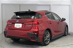 CT200h Fスポーツ