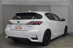 CT200h Fスポーツ Xライン