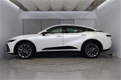 クラウン クロスオーバー Z