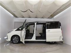 セレナ E-パワー ハイウェイスターV