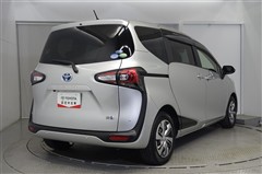 シエンタ HEV G クエロ