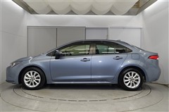 カローラ ハイブリッド S