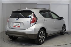 アクア X-アーバン