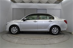 カローラアクシオ G