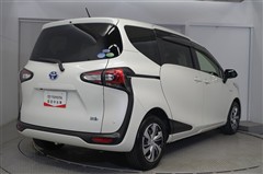 シエンタ HEV G クエロ