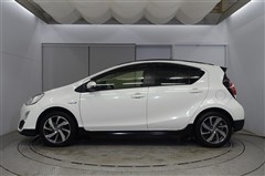 アクア X-アーバン ソリッド