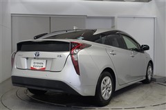 プリウス S セーフティプラス