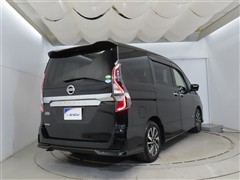 セレナ ハイウェイスター V