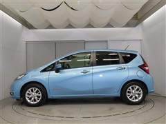 ノート E-パワー メダリスト