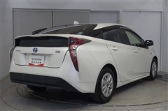 プリウス S セーフティプラス